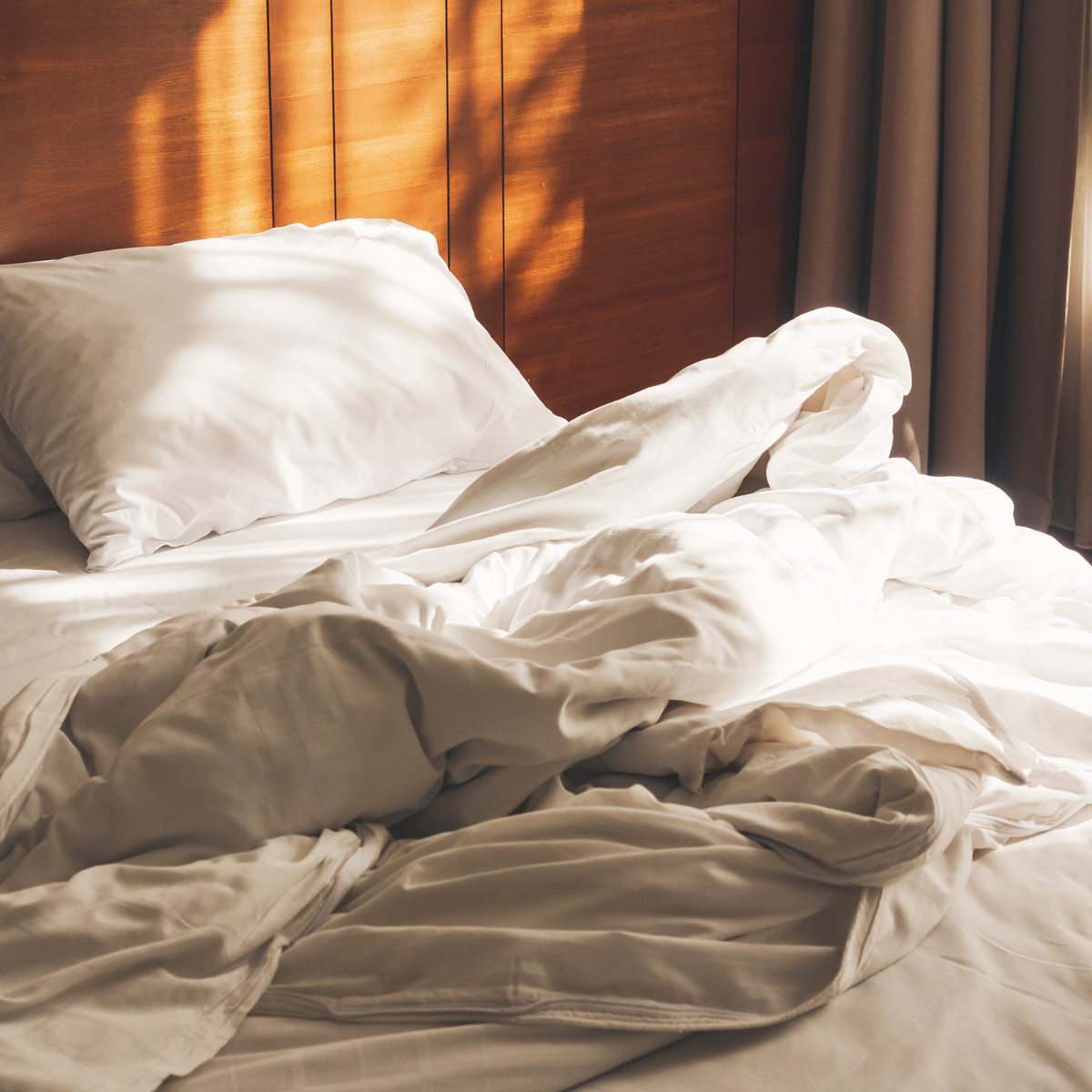 Menopause Sensory Overload: Why Busy Rooms Feel Unbearable