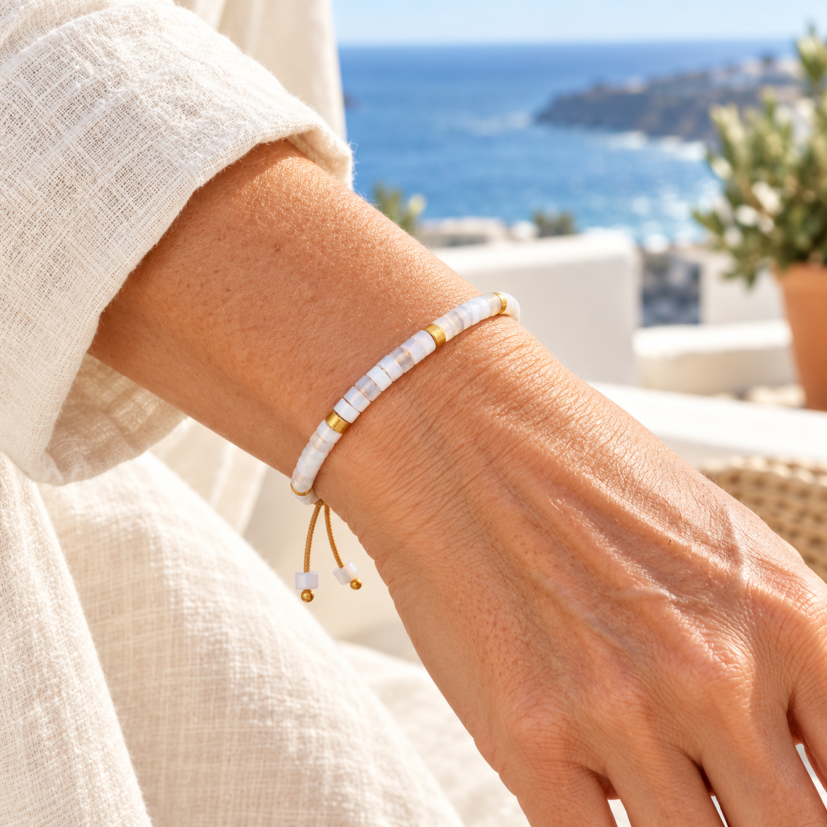 Nomad Natural Stone Heishi Bracelet Pearl White